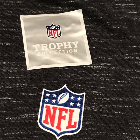 NFL Philadelphia Eagles Super Bowl 52 Champions - Picture 3 of 5